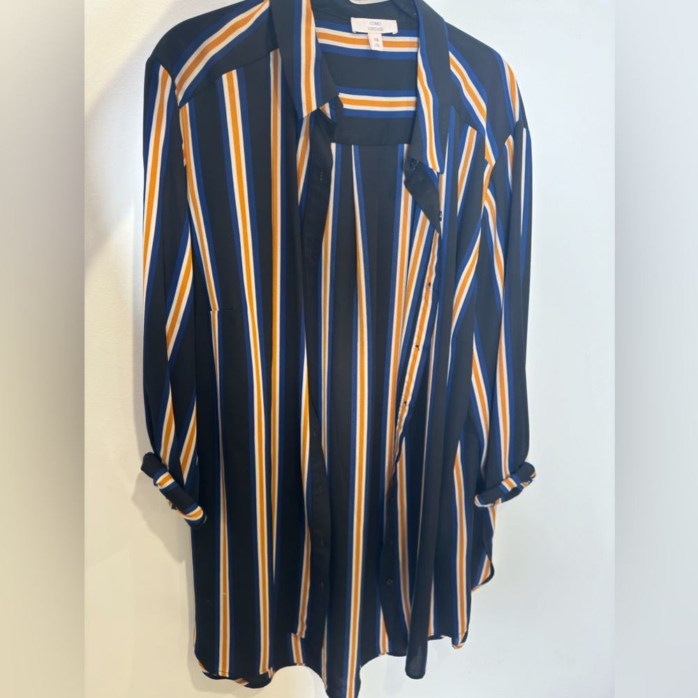 Como Vintage Button Up Dress Shirt